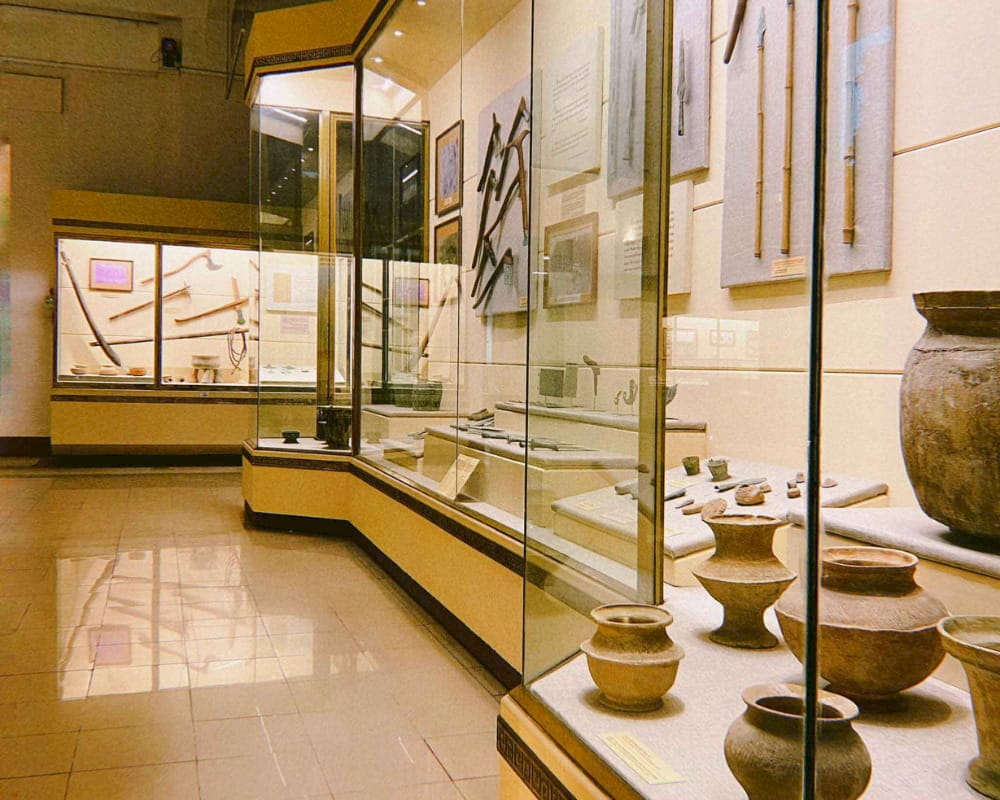 Some antiques reflect the length of history of the Vietnamese people